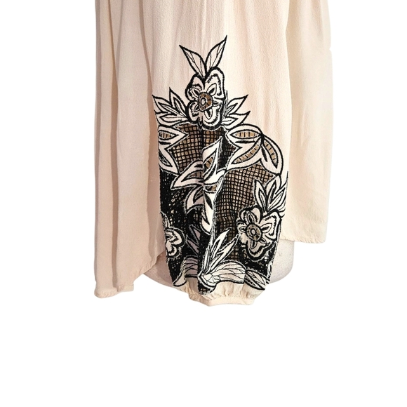 ASTR Off-White Off The Shoulder "Jessa" Boho Peasant Top - Picture 7 of 10